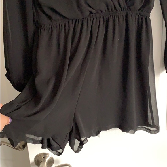 Express Black Romper - Picture 2 of 4
